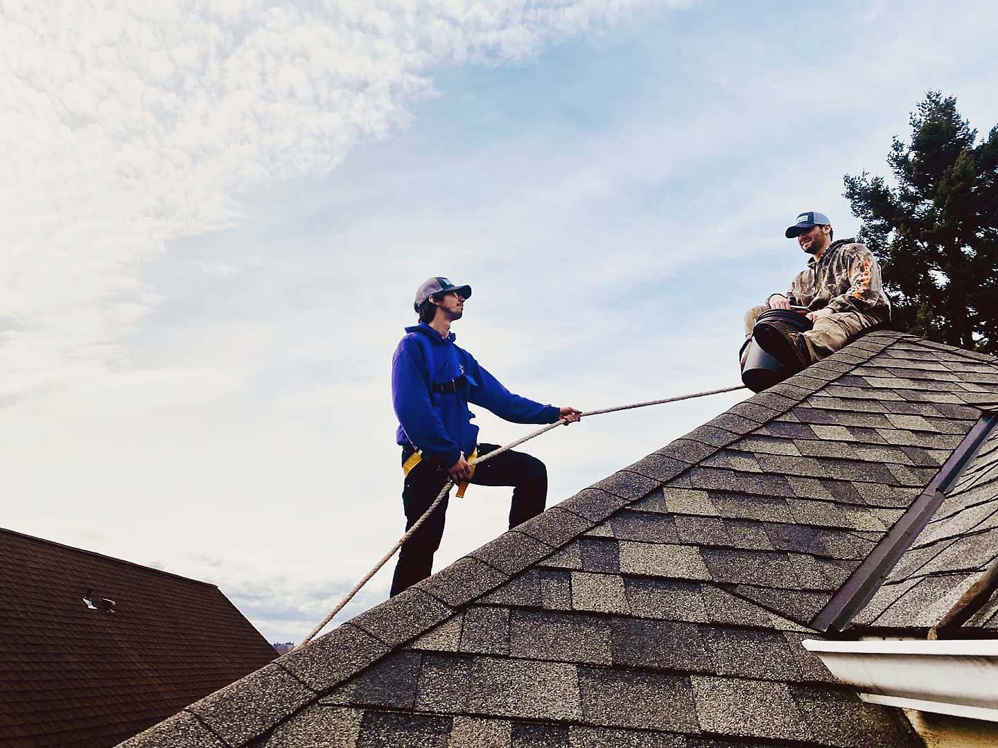 Roof Cleaner in Seattle | Renova Exteriors